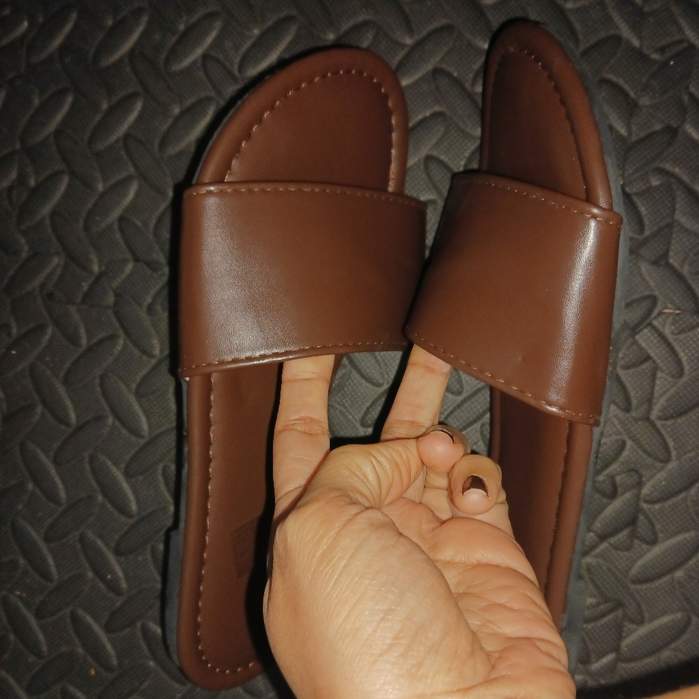 Women Chocolate brown open toeFlat sandals - Picture 4 of 9